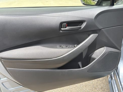 Used 2023 Toyota Corolla LE FWD image 10