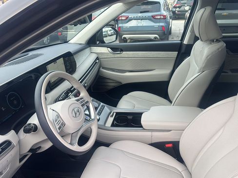 Used 2025 Hyundai Palisade Calligraphy image 12