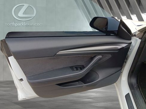 Used 2021 Tesla Model 3 Performance image 10