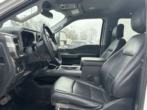 Certified 2024 Ford F250 Lariat w/ Lariat Ultimate Package image 11