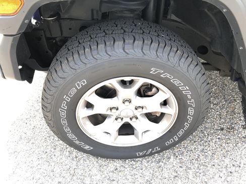 Used 2018 Jeep Wrangler Sport AWD/4WD image 9