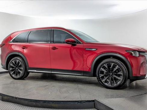 Used 2024 MAZDA CX-90 Plug-In Hybrid w/ Premium Pkg image 11