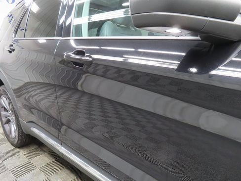 Used 2025 Ford Explorer Active w/ Active Comfort Package image 27