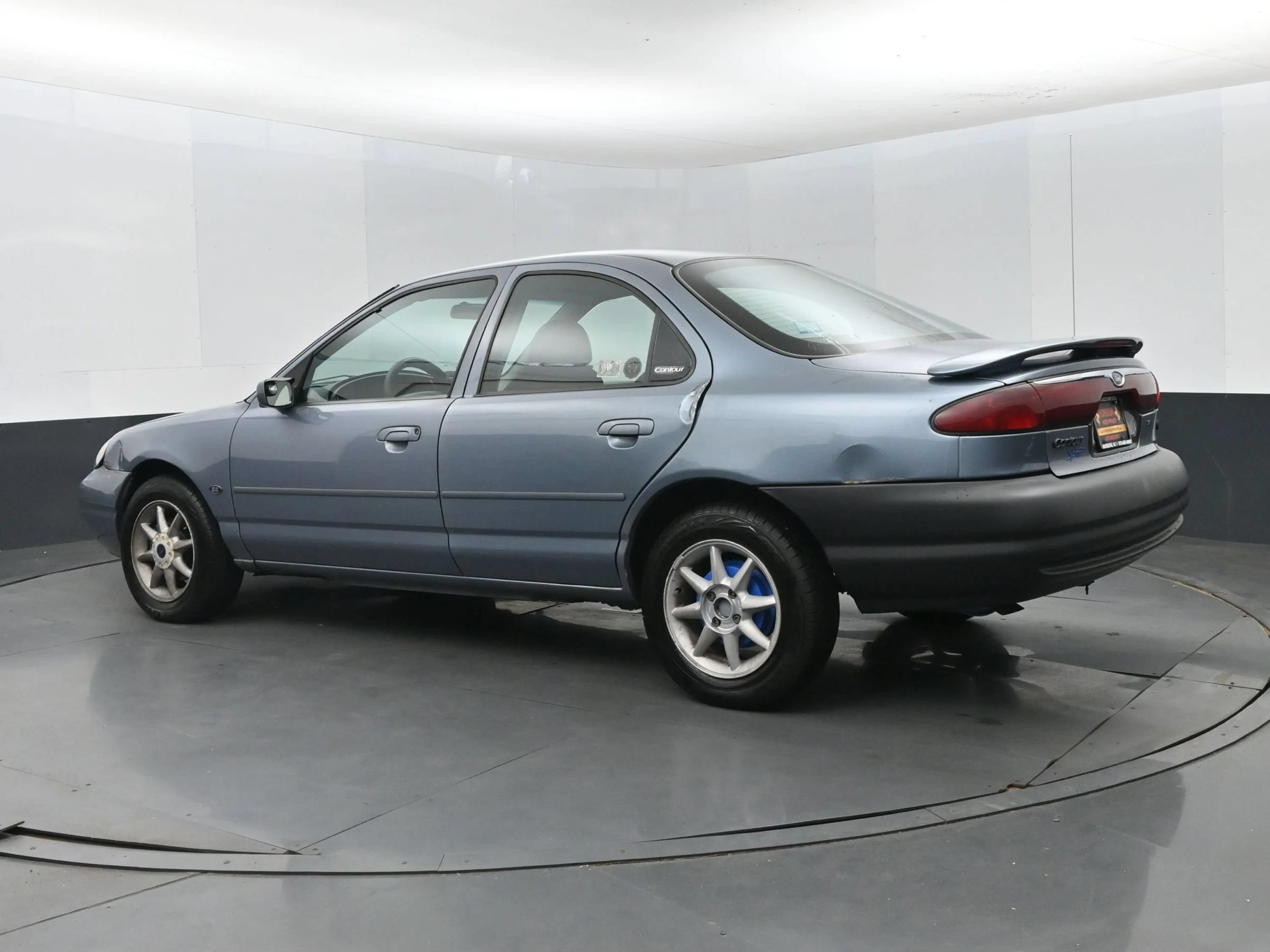 Used 2000 Ford Contour SE FWD image 9