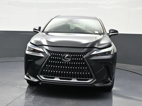 Used 2025 Lexus NX 250 FWD w/ Accessory Package (K3) image 9
