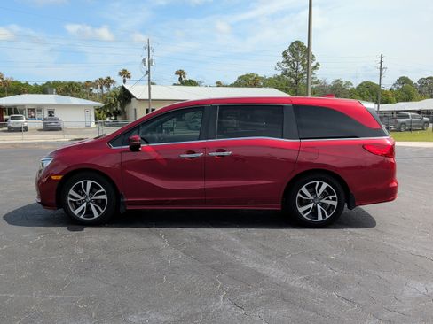 Used 2023 Honda Odyssey Touring image 6