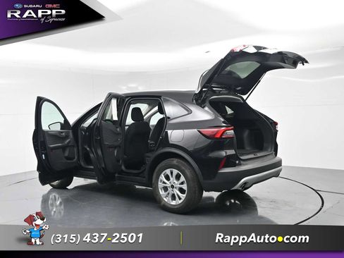 Used 2025 Ford Escape Active AWD/4WD image 28
