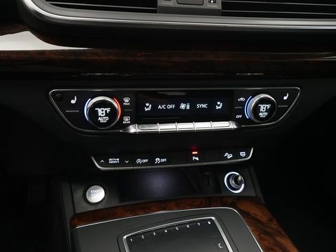 Used 2018 Audi Q5 2.0T Premium Plus w/ Premium Plus Package image 29