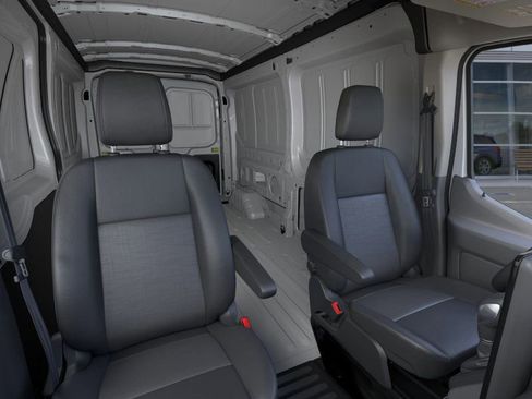 New 2026 Ford Transit 250 148 Medium Roof RWD image 26