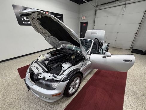 Used 2001 BMW Z3 2.5i RWD image 32
