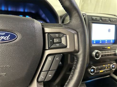 Used 2020 Ford Expedition XLT image 9