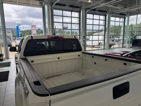 Used 2021 Chevrolet Colorado Z71 AWD/4WD image 34