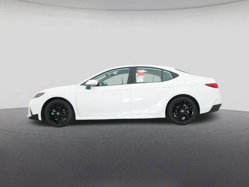 New 2026 Toyota Camry SE image 19