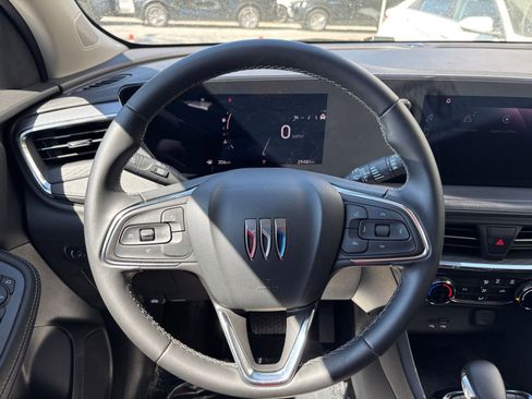Used 2025 Buick Encore GX Preferred FWD image 29