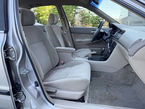 Used 1996 Honda Accord LX image 25