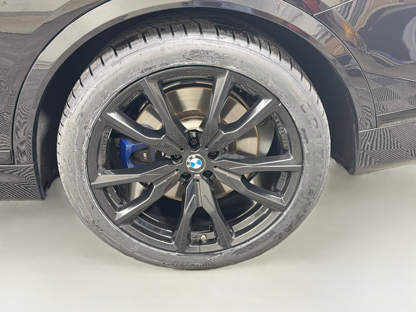 Certified 2024 BMW X7 M60i w/ Executive Package AWD/4WD image 35