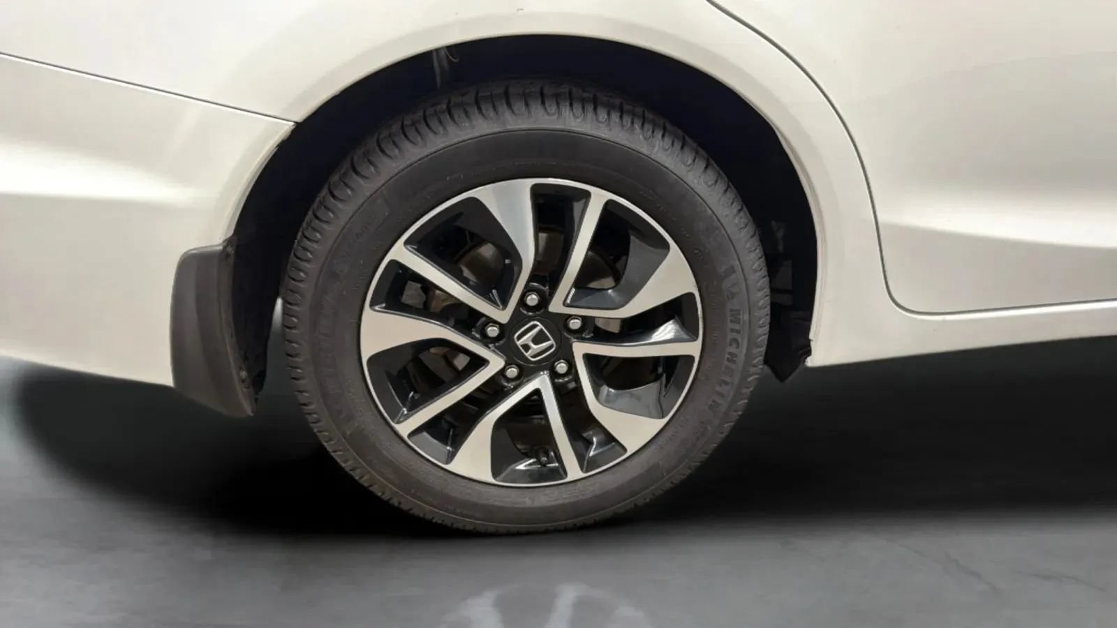 Used 2015 Honda Civic EX image 27