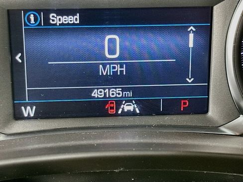 Used 2024 GMC Terrain SLE FWD image 16