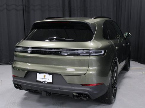 New 2026 Porsche Cayenne E-Hybrid image 8