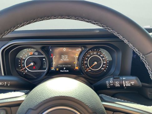 New 2026 Jeep Wrangler Unlimited Rubicon w/ Steel Bumper Group image 33