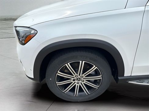 New 2025 Mercedes-Benz GLE 450 4MATIC image 10