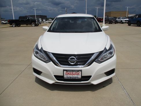Used 2018 Nissan Altima 2.5 S w/ S Convenience Package FWD image 8