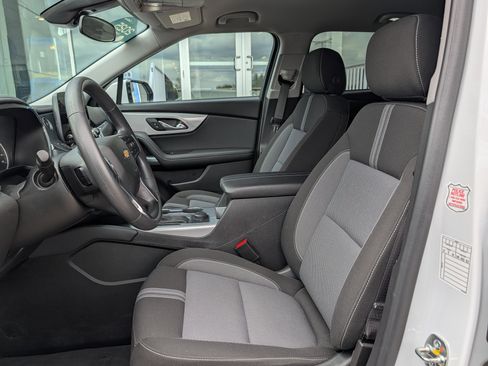 Certified 2025 Chevrolet Blazer LT AWD/4WD image 8