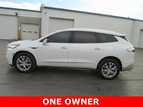 Certified 2023 Buick Enclave Essence w/ Experience Buick Package image 9