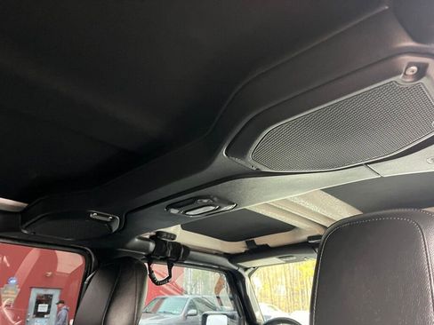 Used 2019 Jeep Wrangler Unlimited Rubicon image 47