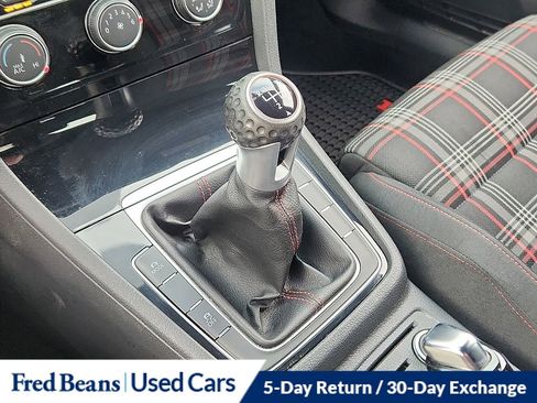 Used 2020 Volkswagen GTI S image 17