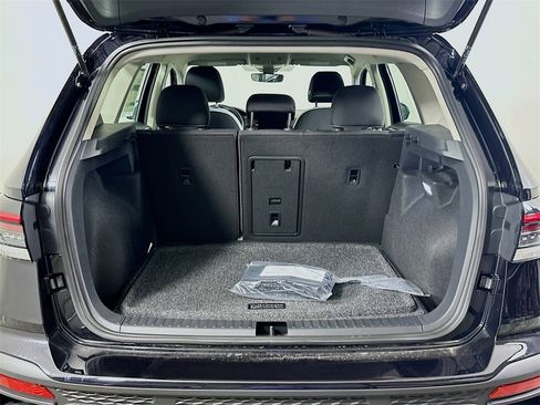 New 2025 Volkswagen Taos S image 16