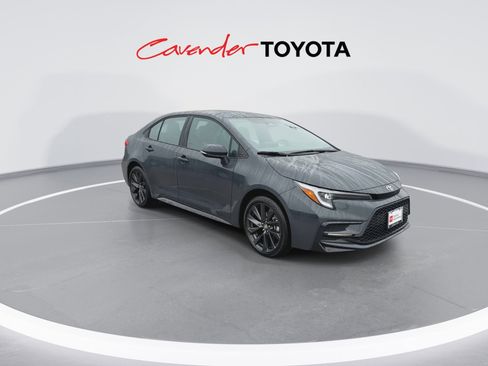 Certified 2026 Toyota Corolla SE image 2