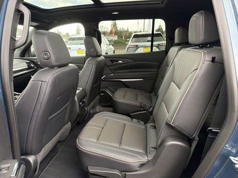 New 2026 Chevrolet Traverse High Country AWD/4WD image 11