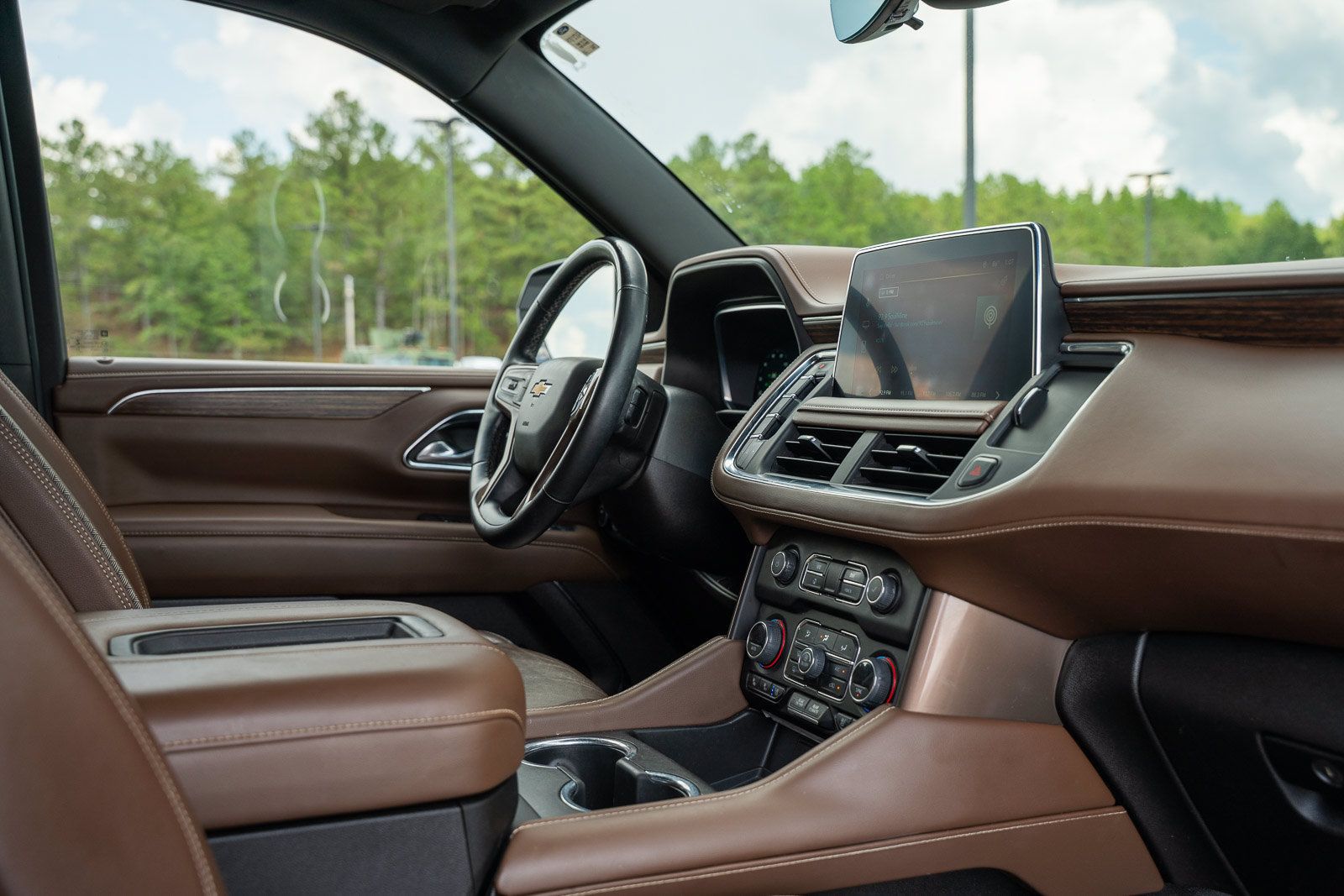 Used 2023 Chevrolet Tahoe High Country w/ Premium Package 2 RWD image 14