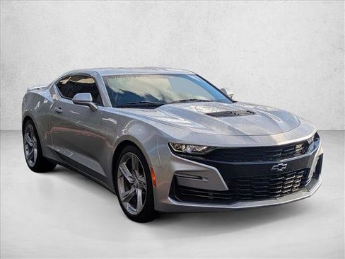 Used 2019 Chevrolet Camaro SS image 3