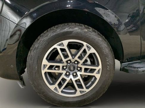 Used 2025 Ford Expedition Max Active image 10