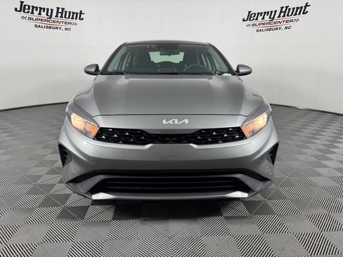 Used 2024 Kia Forte LXS FWD image 5