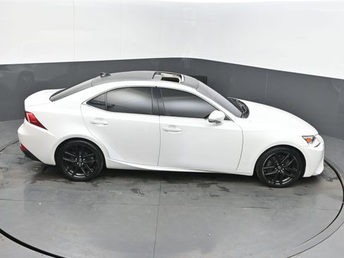Used 2016 Lexus IS 200t image 41