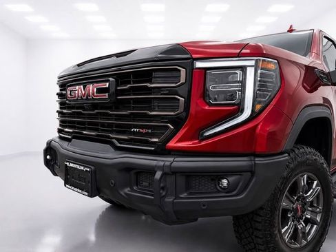 Used 2025 GMC Sierra 1500 AT4X AWD/4WD image 5