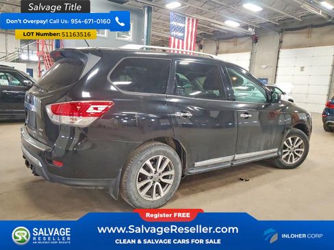 Used 2014 Nissan Pathfinder SL w/ SL Premium Package AWD/4WD image 4