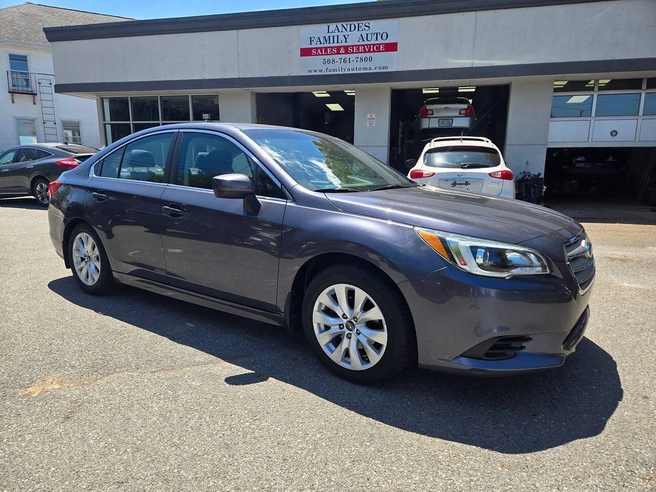 Used 2017 Subaru Legacy 2.5i Premium AWD/4WD image 18