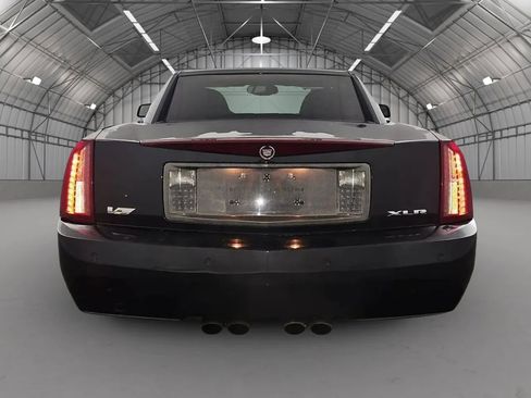 Used 2006 Cadillac XLR V image 8