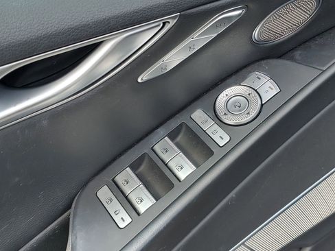 Used 2022 Genesis G80 2.5T w/ Prestige Package image 19