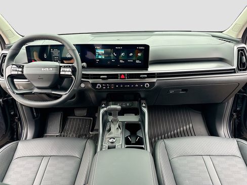 New 2026 Kia Sorento S w/ S Panoramic Sunroof Package image 3