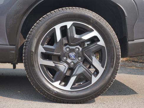 Used 2025 Subaru Forester Limited w/ Popular Package #2 AWD/4WD image 19