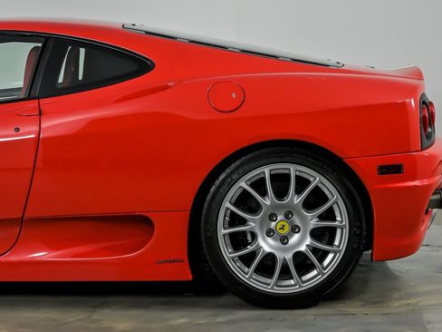 Used 2004 Ferrari 360 Challenge Stradale RWD image 9