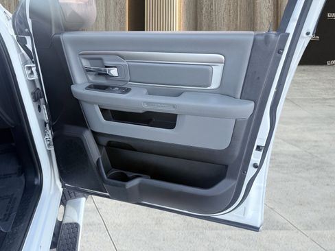 Used 2018 RAM 3500 Lone Star image 43