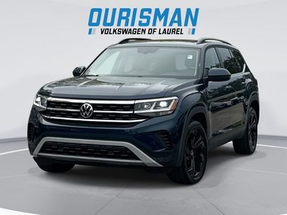 Used 2022 Volkswagen Atlas SE w/ Panoramic Sunroof Package