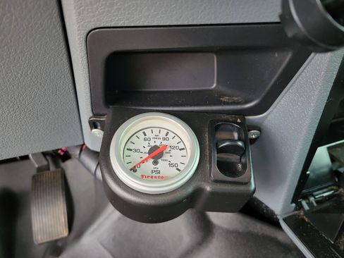 Used 2015 Ford F350 XL w/ Power Equipment Group image 19