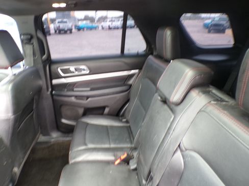 Used 2018 Ford Explorer Sport AWD/4WD image 17